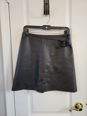 NWOT Karen Millen Black Vegan Leather Faux Wrap Mini Skirt Size 6 Buckle Detail